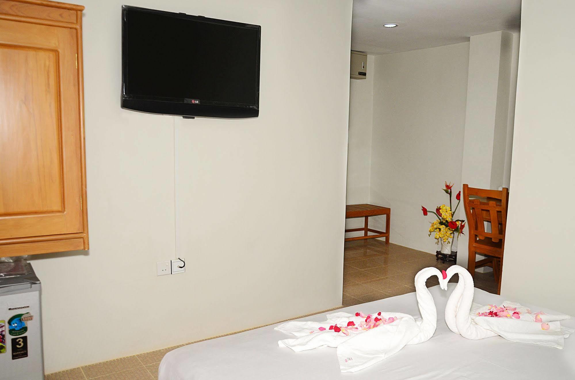 Hotel Yno Yangon Exterior foto
