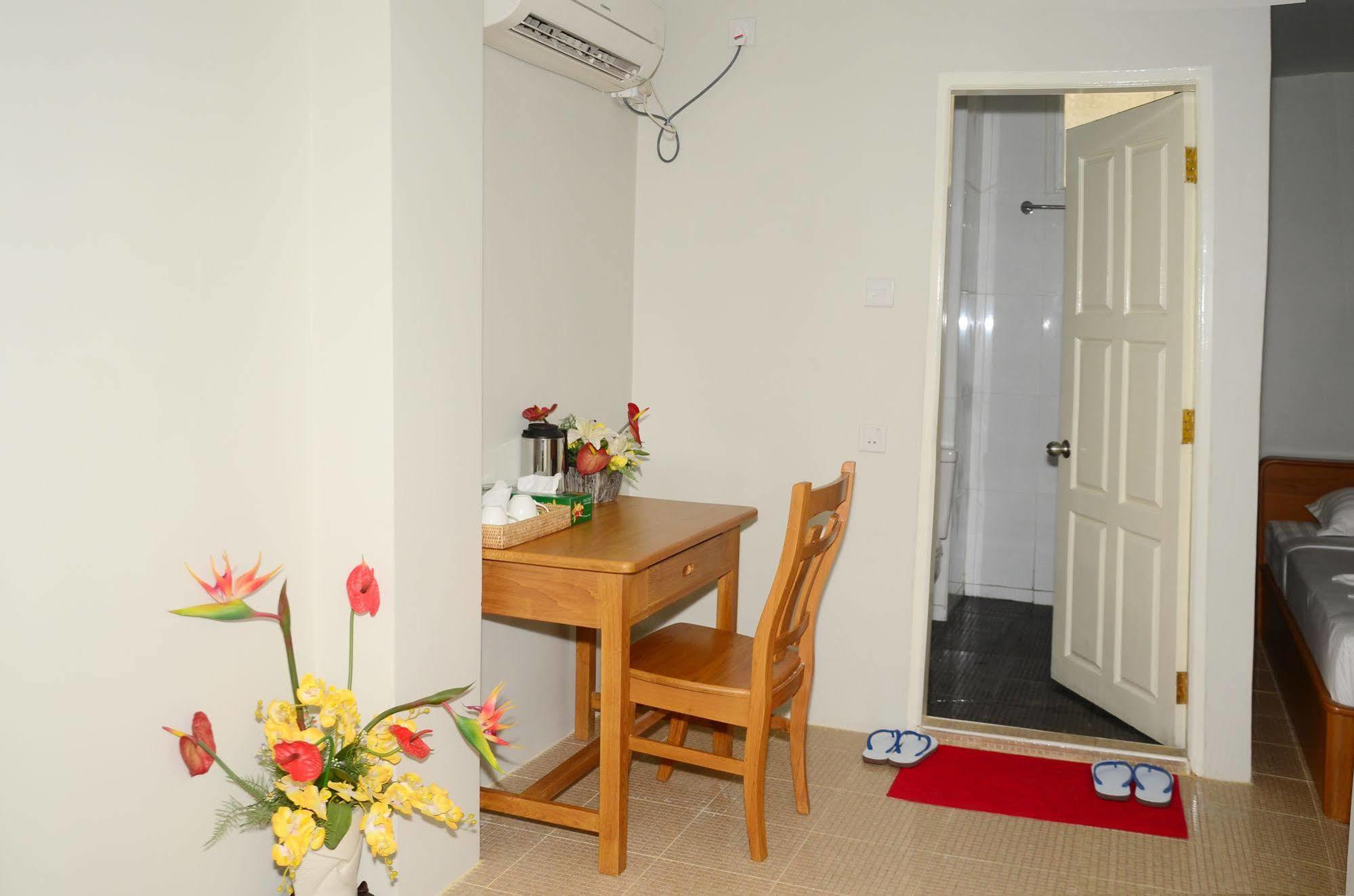 Hotel Yno Yangon Exterior foto
